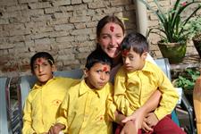 Viaja a Nepal y colabora con niños/as con discapacidad