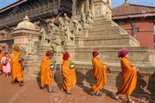 Voluntariado internacional +18 años enseñanaza en monasterios budistas Nepal