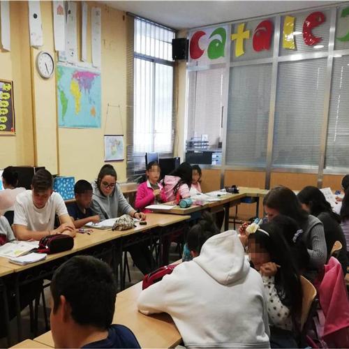 Acompañamiento educativo a menores en riesgo de exclusión de 5 a 12 años. centro abierto "catalejo"