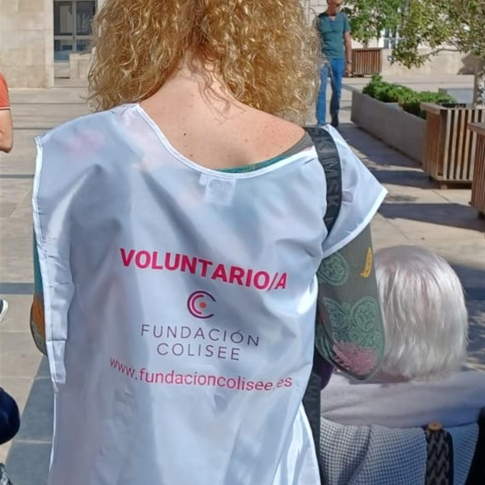 Voluntariado con personas mayores en centros residenciales 