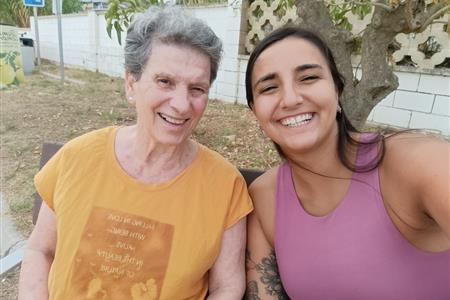 Acompañamiento a personas mayores en situación de soledad no deseada con deterioro cognitivo 