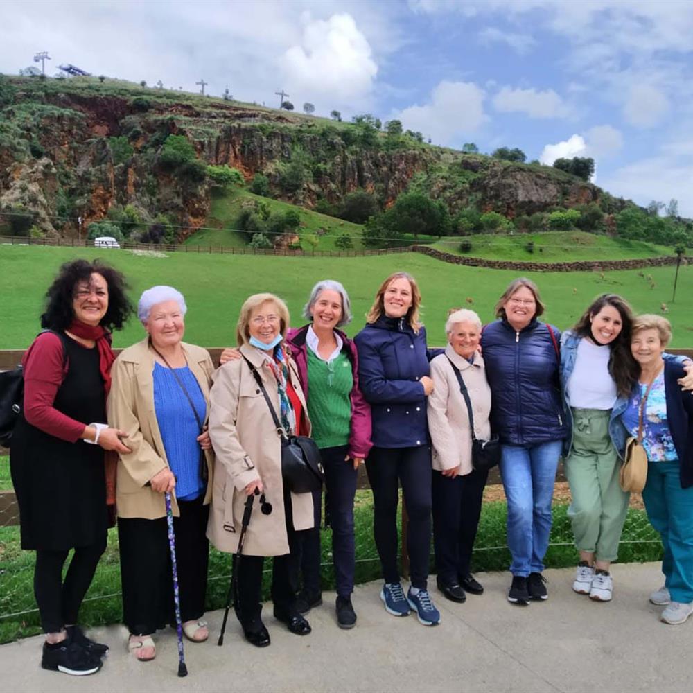 Voluntariado para dinamización de actividades con personas mayores cantabria