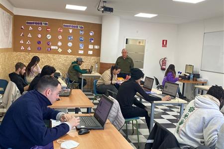 Voluntario/voluntaria para apoyo obtención carnet de conducir de jóvenes en situación de exclusión  