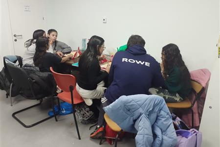 Educador infantil para actividad de apoyo extraescolar