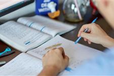 Acompañamiento educativo a menores, barrio de la chana
