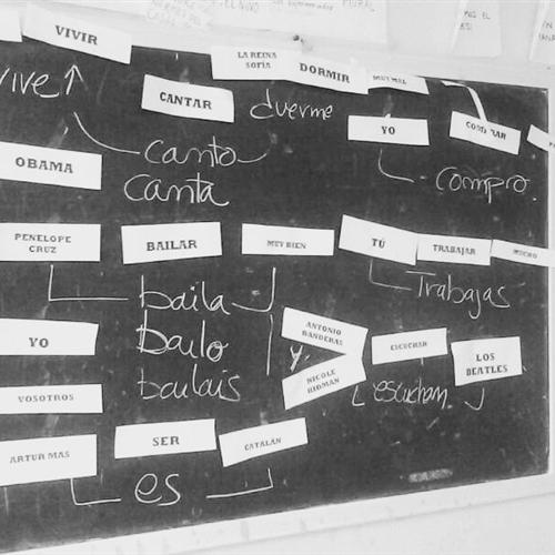 Cerquem professors voluntaris per impartir classes de llengua castellana a població migrada (tardes)