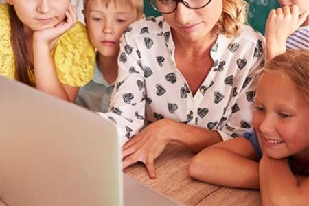 Tallerista de tecnología y competencias digitales a2 - presencial - lunes, de 10 a 13