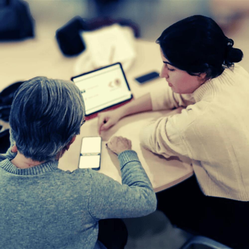 Acompañantes tic a personas mayores en su formación digital | presencial | provincia: cádiz