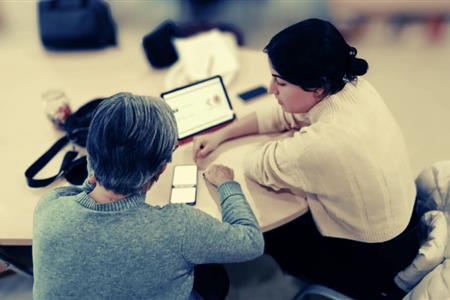 Acompañantes tic a personas mayores en su formación digital | presencial | provincia: cádiz