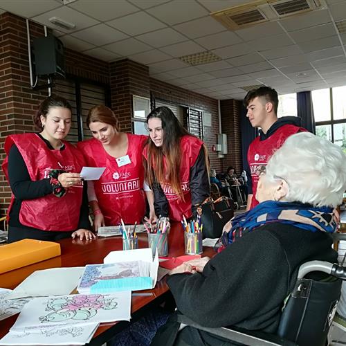 Acompañamiento a mayores en la residencia hogar de betania (murcia)