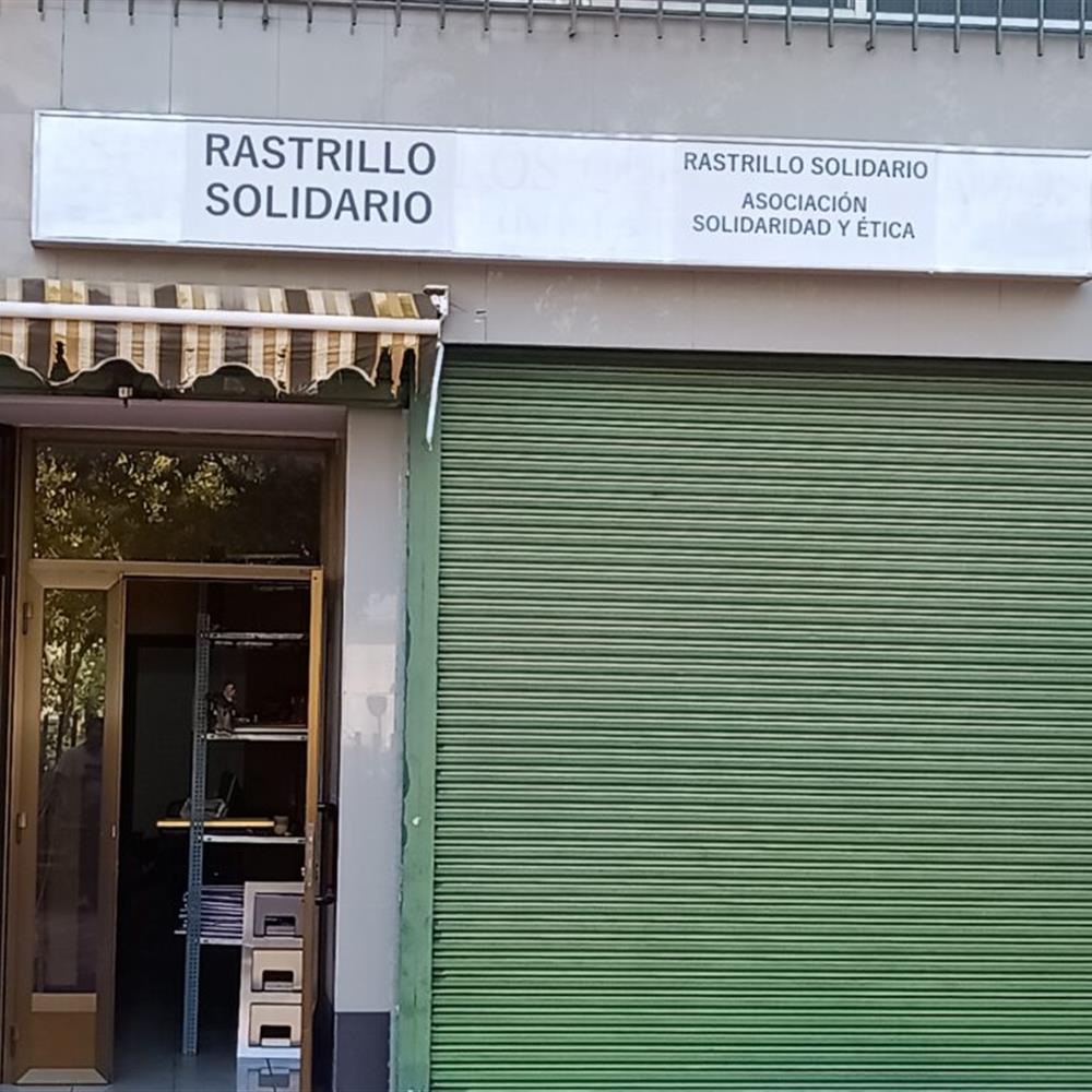 Ordenamiento rastrillo solidario en zaragoza