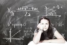 Voluntariado apoyo al equipo educativo en refuerzo de matemáticas, física y química