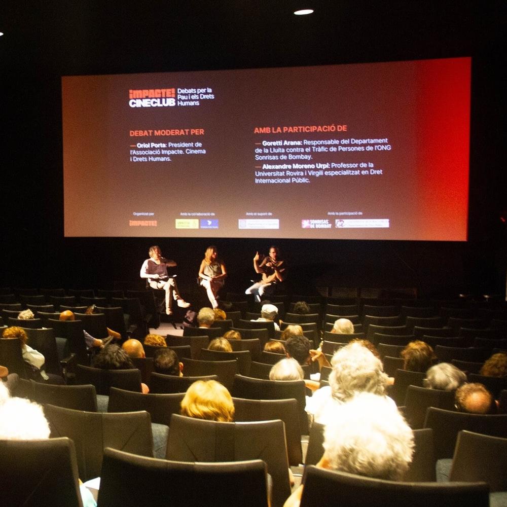 Voluntarios/as para cineclub impacte! debates por la paz y los derechos humanos