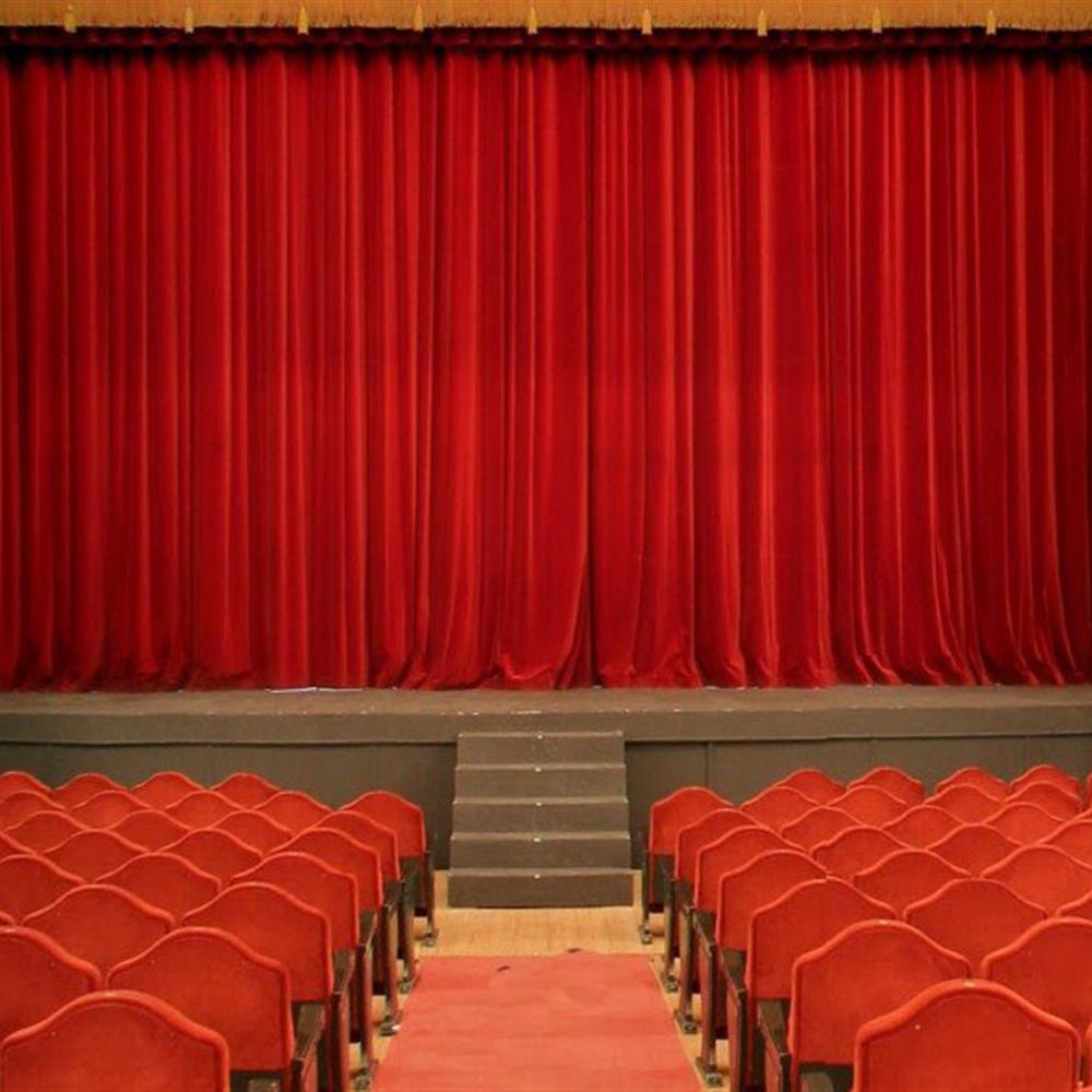 Teatro con jovenes y adultos para la integración y apredizaje del idioma