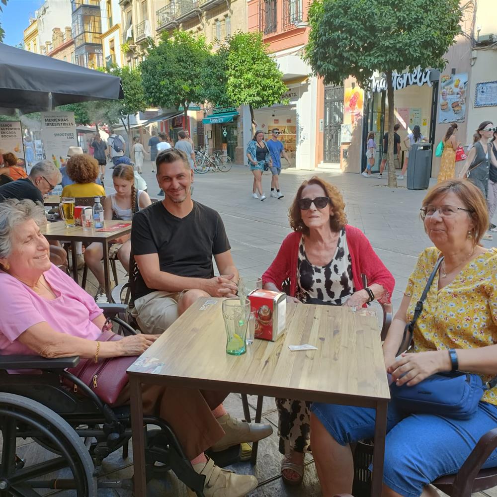 Voluntariado acompañamiento a personas mayores