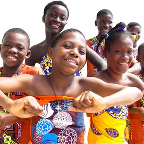 Voluntariado Cobertura Audiovisual y Comunicación en una gira con voces de Benin
