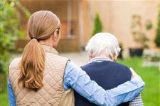 Voluntario/a para acompañar a personas mayores que viven en casa o en residencia. 