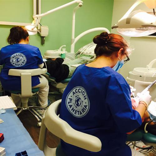 Voluntariado para dentistas en clinica solidaria en gràcia