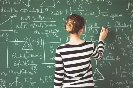 Profesor/a voluntario/a de apoyo escolar y refuerzo de matemáticas – preparación de la eso