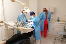 Buscamos voluntarios/as del sector bucodental