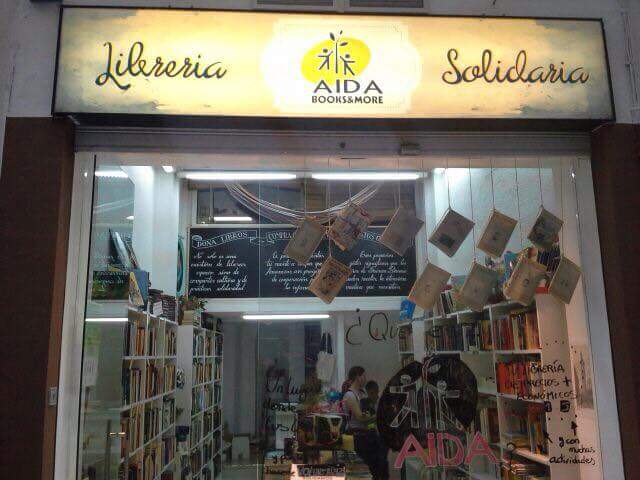 Voluntariado en librería solidaria aida books&more valencia - c/ moratín11