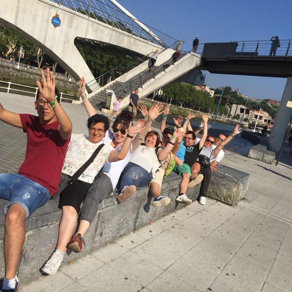 Voluntariado con  personas con discapacidad intelectual en grupo de tiempo libre en barakaldo