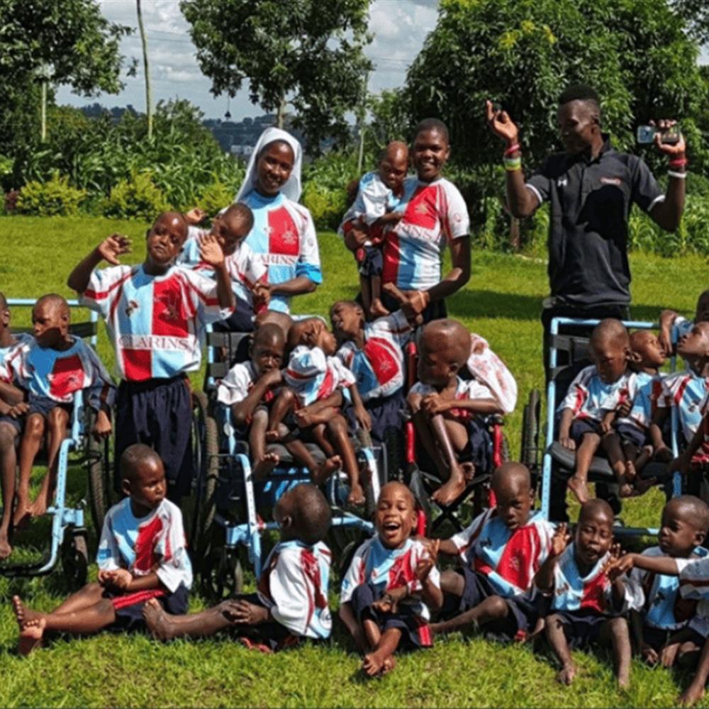 Fisioterapeuta para Kamwengue, Masaka