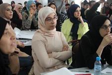 Persones voluntàries pel taller de costura amb dones