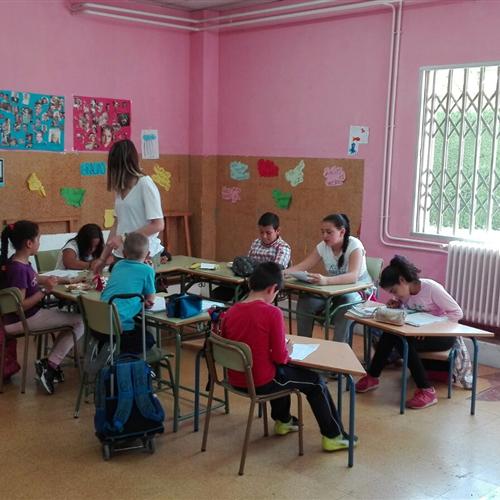 Voluntario/a para aula de estudio con menores de educación primaria