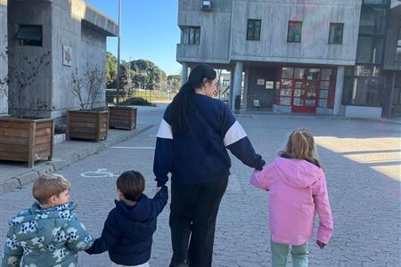 Voluntariado con grupo infantil ocio 