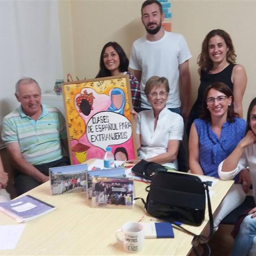 Voluntarios/as para enseñar español a extranjeros