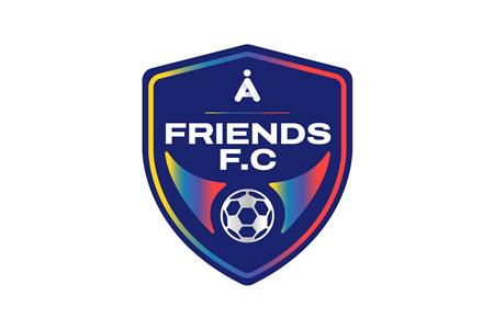 Persona de suport entrenaments de futbol sala per persones autistes.