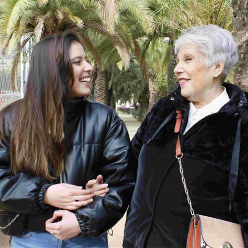 Barcelona - ¡comparte historias con personas mayores y contribuye a que no estén solas!