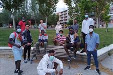 Voluntarios para impartir taller de español y habilidades sociales