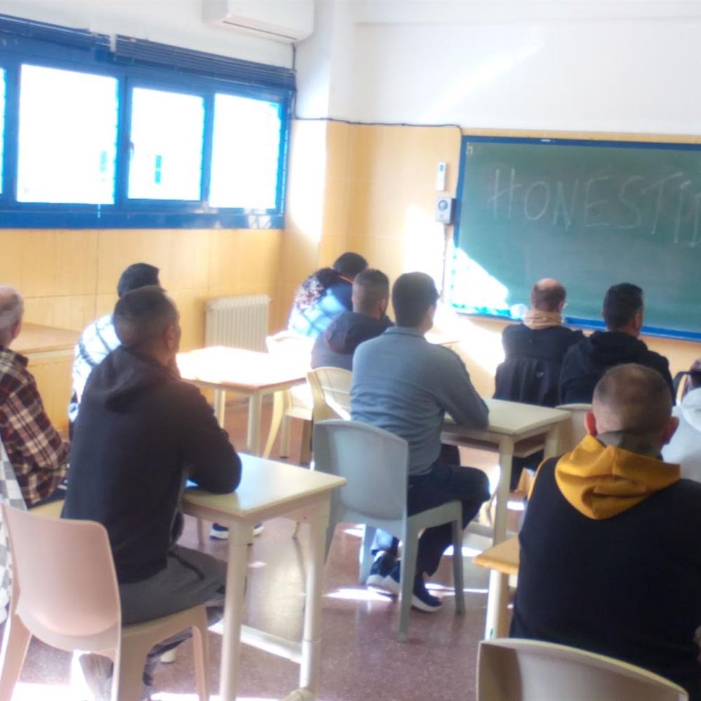 Dinamización de grupos en prisión de algeciras (botafuegos)