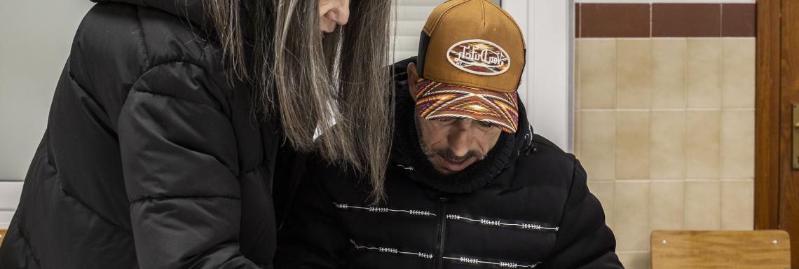 Voluntariat administratiu al centre obert – suport en gestions bàsiques