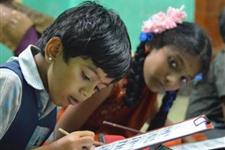 Voluntariado educación, orfanato, discapacidad en India