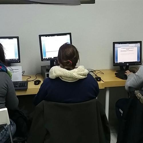 Buscamos voluntari@s para cursos de informática básica para inmigrantes en leganés