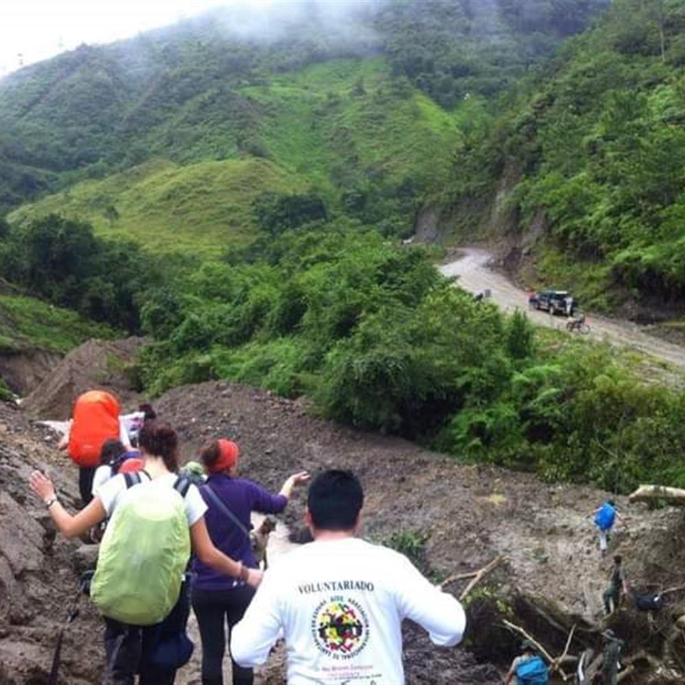 Sanitarios(médicos/as, enfermeras/os  otros) para mini campaña sanitaria en ecuador
