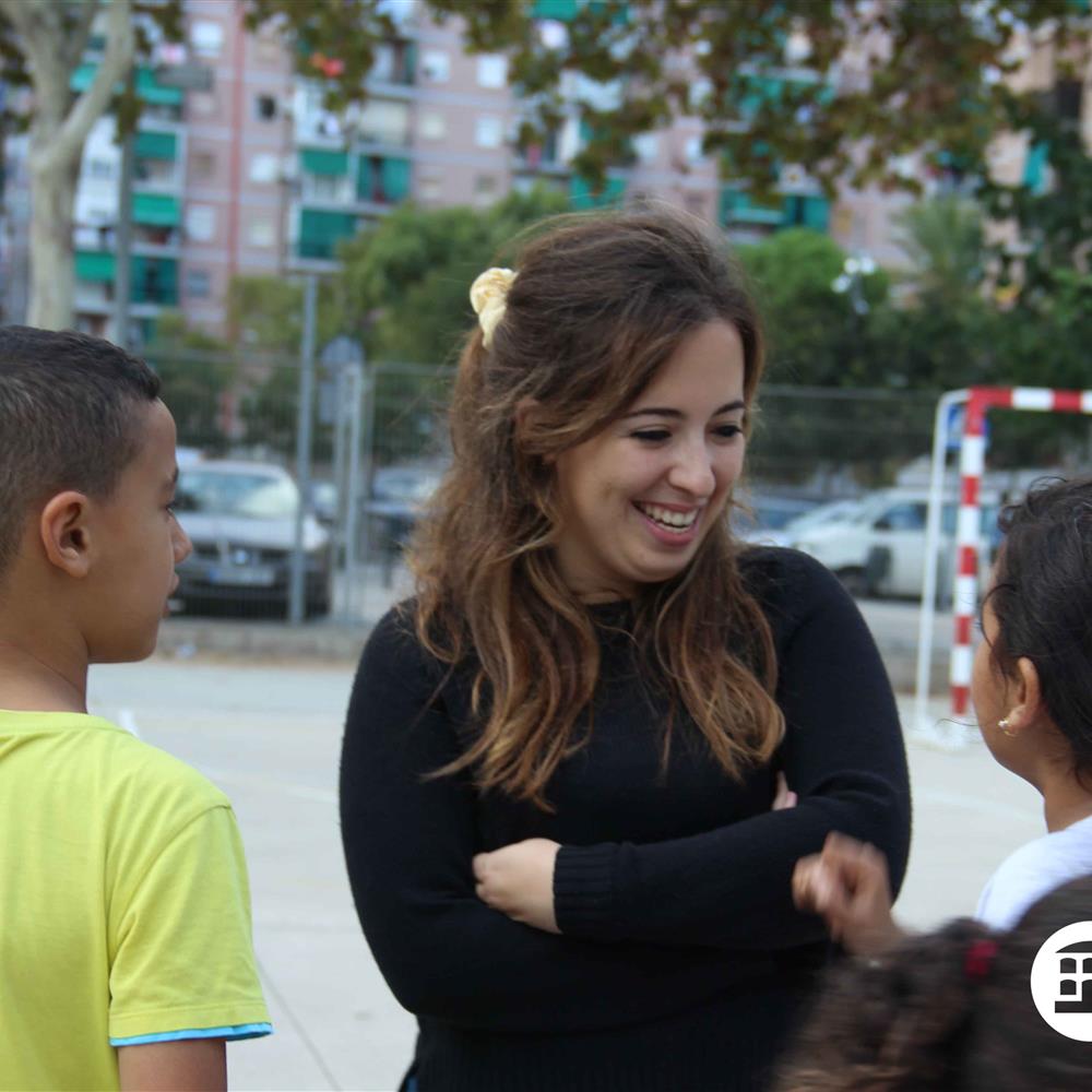 Voluntaris/es per acompanyament d'infants a les escoles (santa coloma de gramenet)
