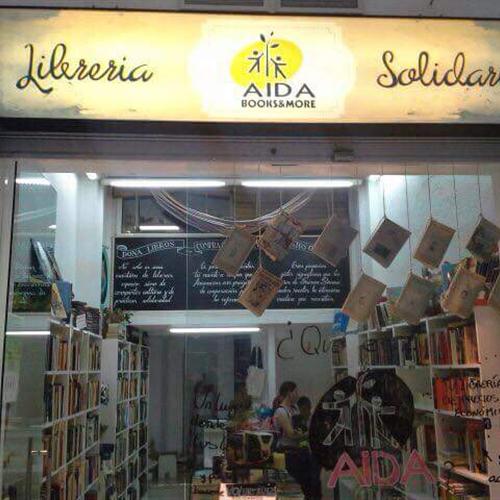 Voluntariado en librería solidaria aida books&more valencia - c/ moratín 11