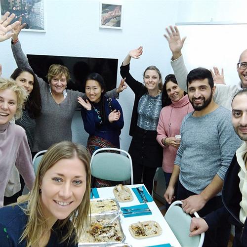 Voluntari@s para dar clases de español a refugiados sirios