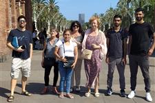 Classes de castellà bàsic a persones migrades