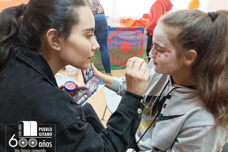 Apoyo y refuerzo educativo con alumnado gitano en zaragoza