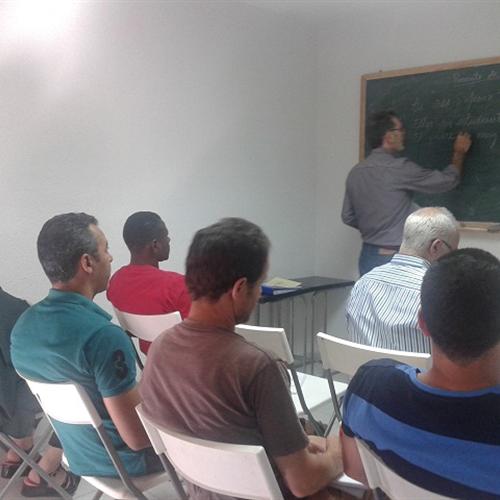 Voluntariado clases de español nivel alfabetizacion para inmigrantes en Leganés