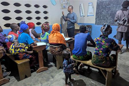 Didactica para educación de adultos y otras actividades (Sierra Leona) (África)