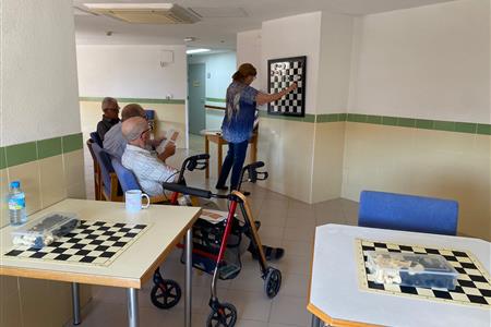 Voluntariado en actividades de envejecimiento activo en residencia de mayores (burjassot)