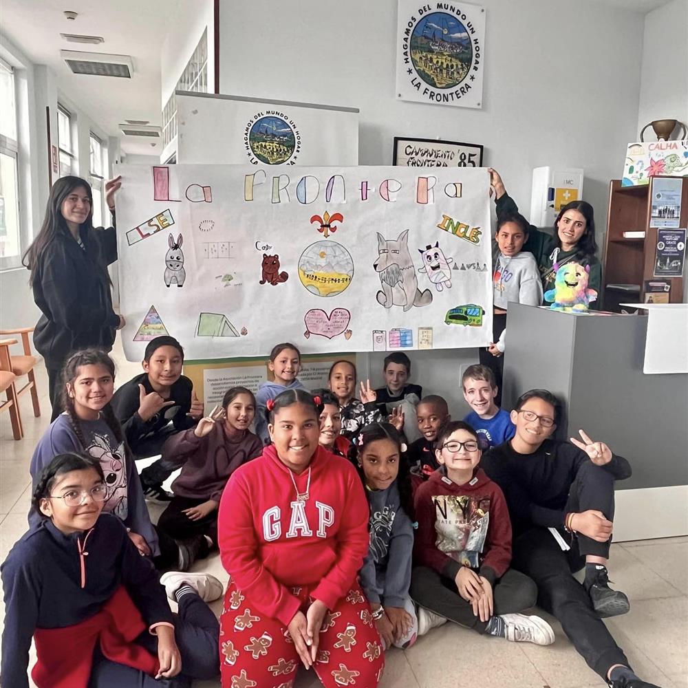 Voluntarios para refuerzo escolar a menores vulnerables