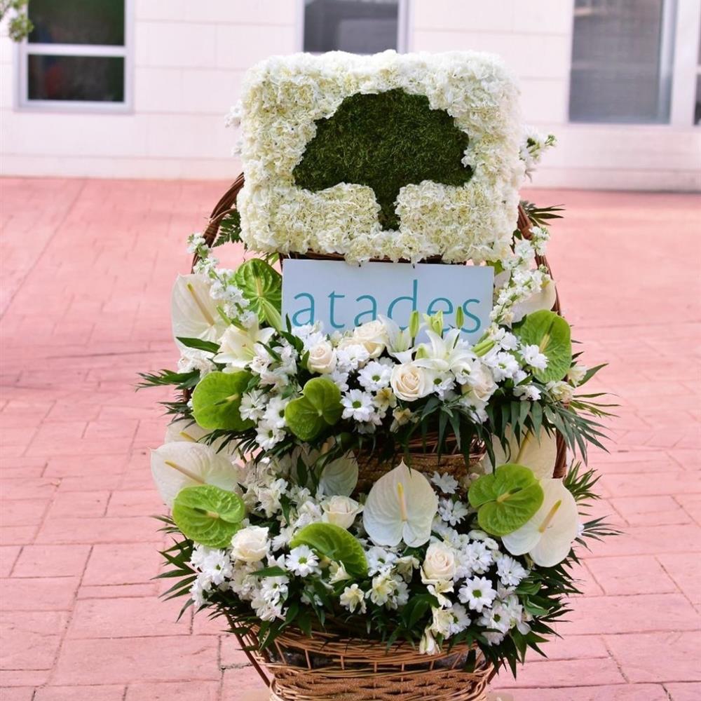 ?? Voluntariado gardeniers-atades: preparación de ramos para la ofrenda del pilar 2025 ??