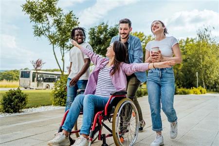 Ocian: ocio inclusivo dirigido a personas con discapacidad física y orgánica con grandes necesidades